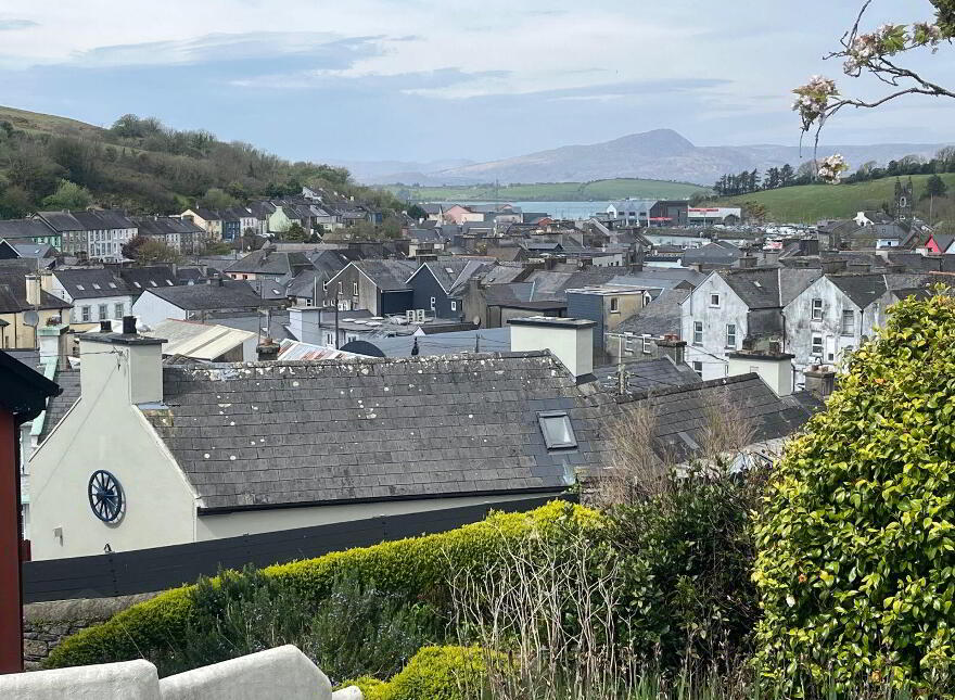 Summer Hill, Bantry, P75TX62