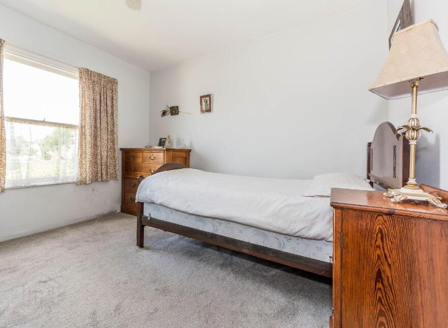 Summer Hill, Bantry, P75TX62