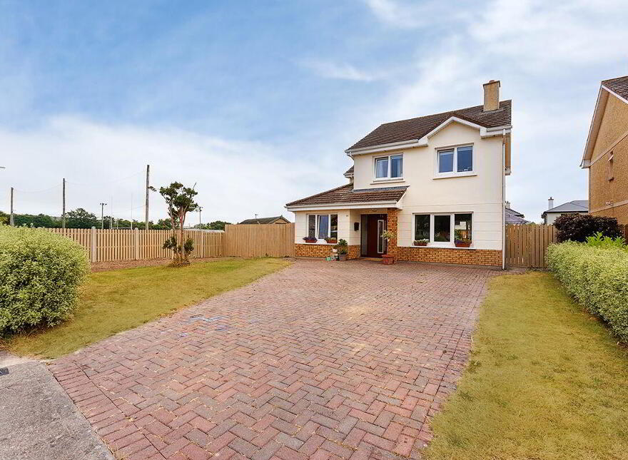 80 An Grianán, Ballinroad, Dungarvan, X35RK75 photo
