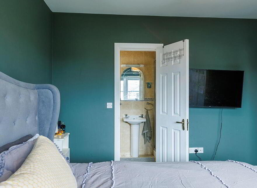 80 An Grianán, Ballinroad, Dungarvan, X35RK75