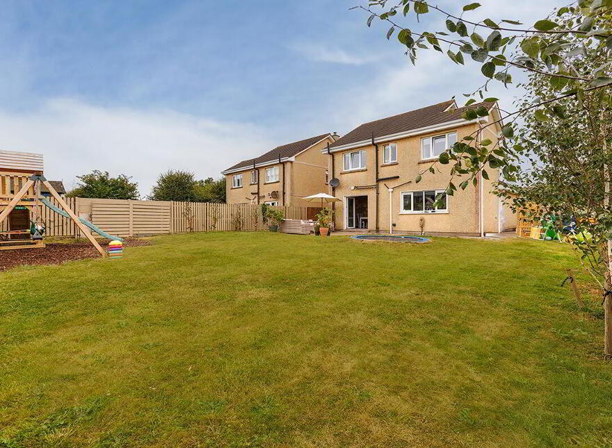 80 An Grianán, Ballinroad, Dungarvan, X35RK75