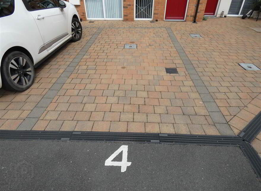 458 Woodstock Road, Belfast, BT6 9DR