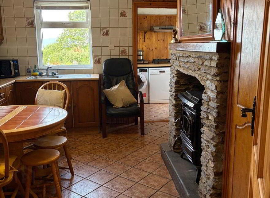Mary's Cottage, Loher, Derrynane, Derrynane, V23FH67
