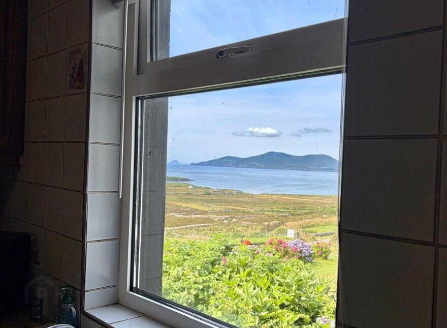 Mary's Cottage, Loher, Derrynane, Derrynane, V23FH67