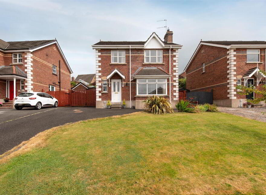 39 Whitethorn Brae, Dromara, Kinallen, BT25 2DH photo