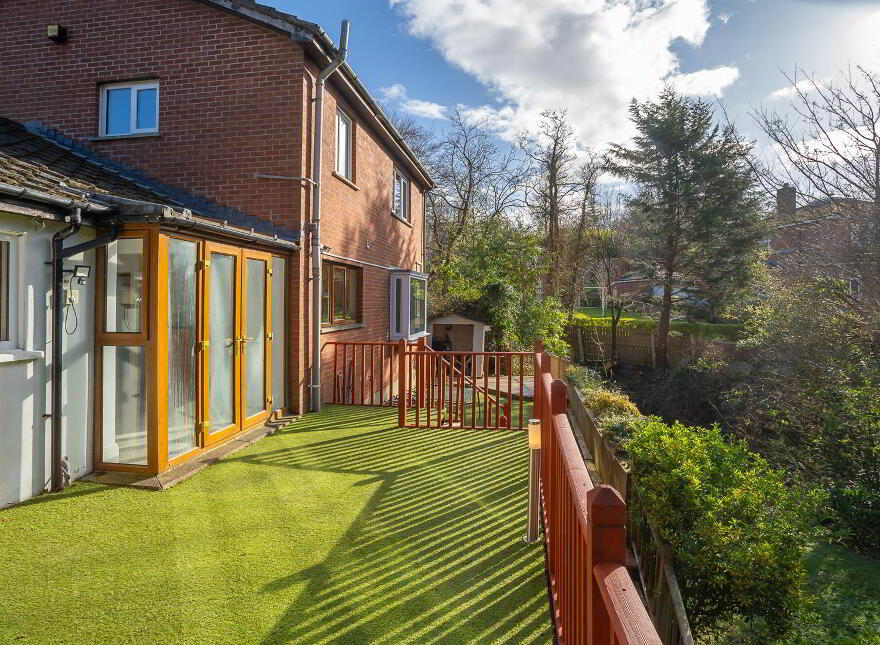 6C Old Quay Court, Cultra, Holywood, BT18 0HT