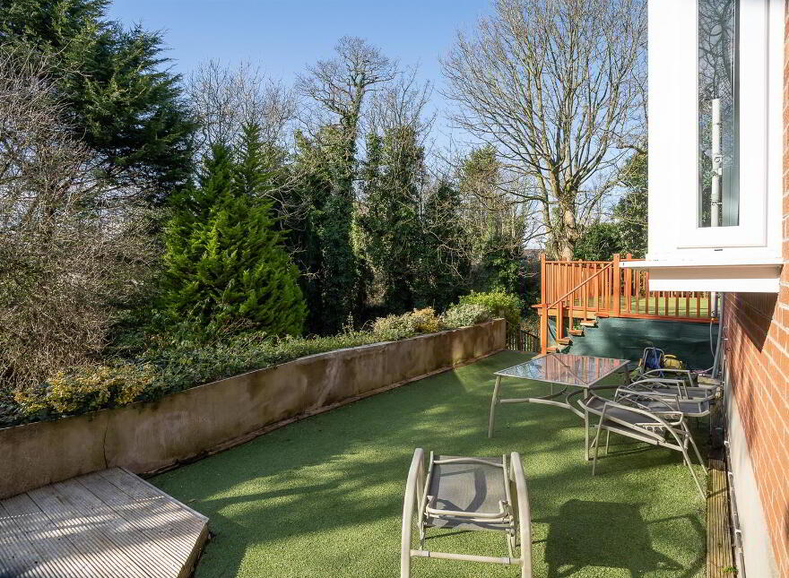6C Old Quay Court, Cultra, Holywood, BT18 0HT