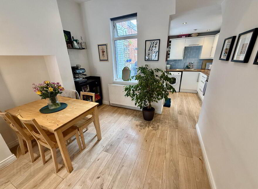 90 Hyndford Street, Bloomfield, Belfast, BT5 5JG