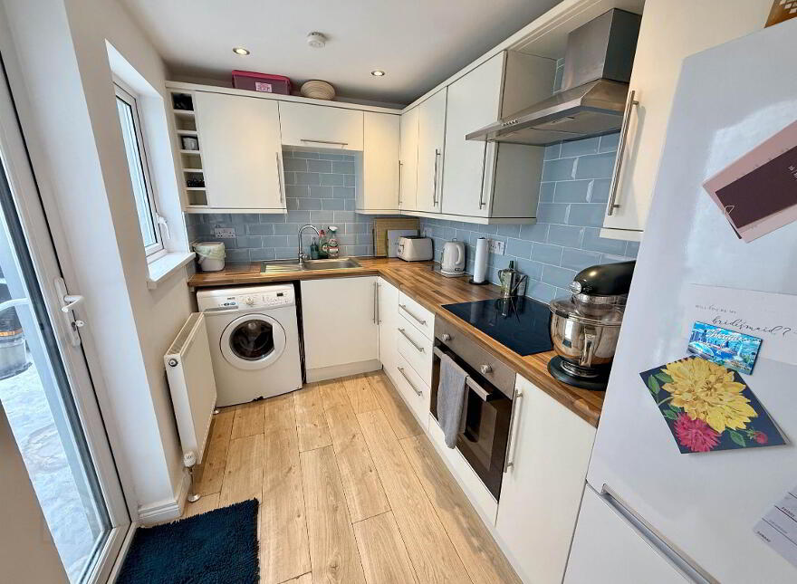 90 Hyndford Street, Bloomfield, Belfast, BT5 5JG