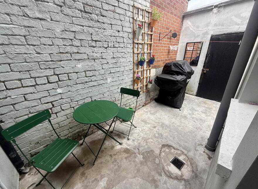 90 Hyndford Street, Bloomfield, Belfast, BT5 5JG