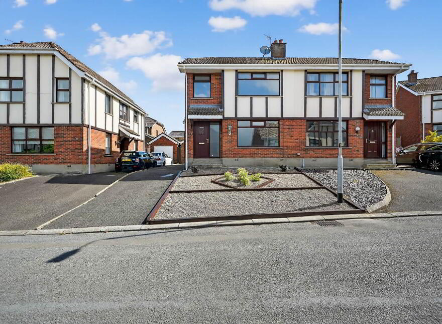 53 Hermitage, Hillsborough, BT26 6RJ