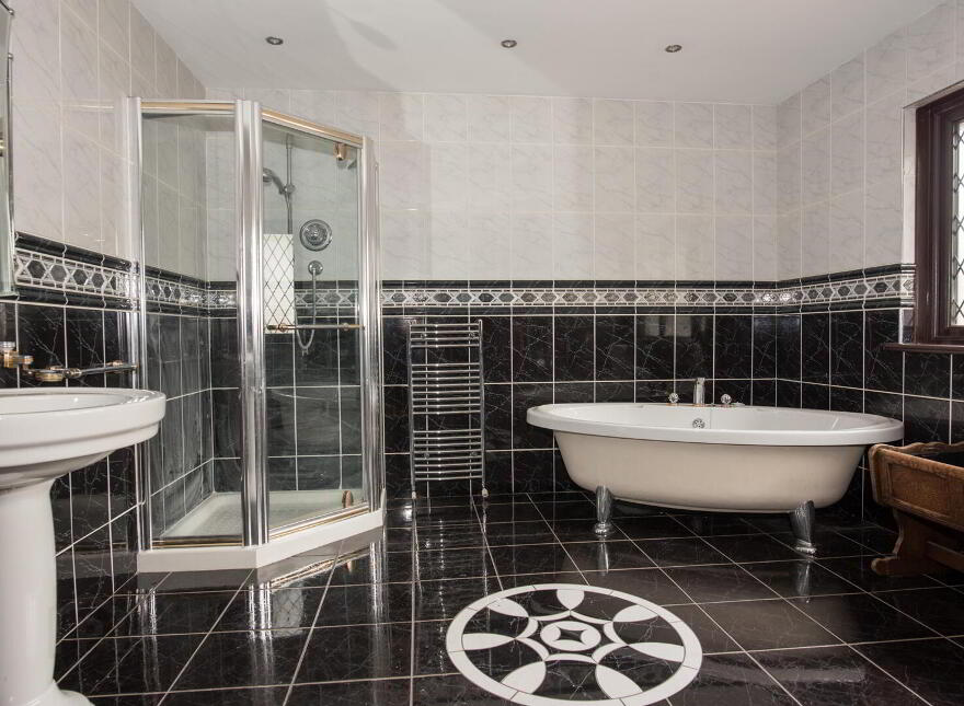 16 Newforge Grange, Belfast, BT9 5QB