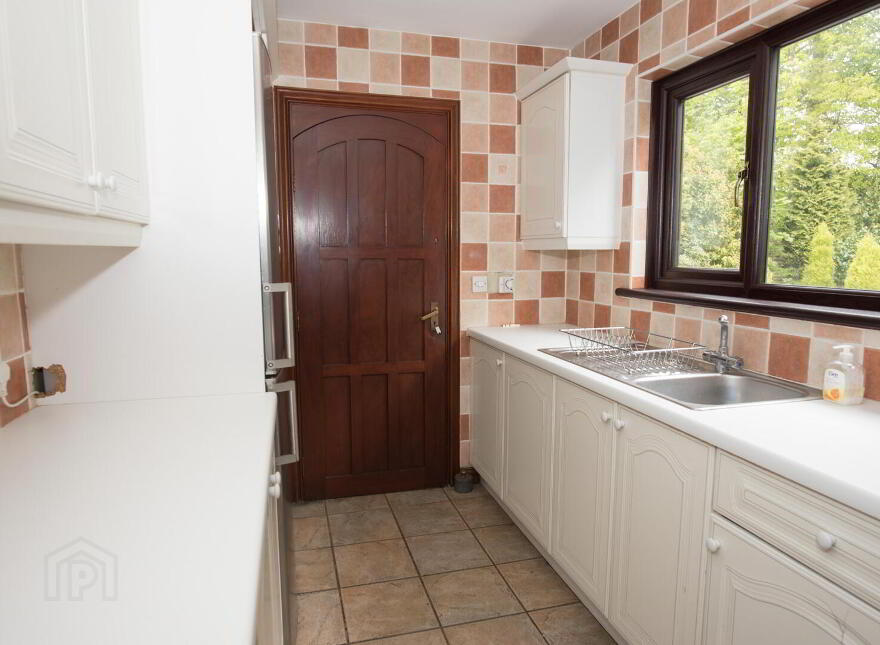 16 Newforge Grange, Belfast, BT9 5QB