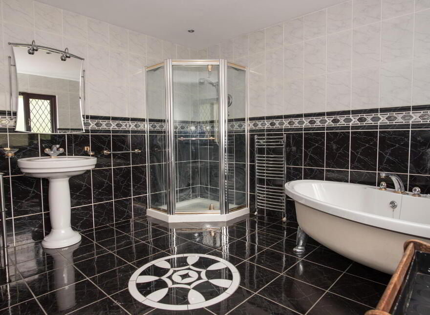 16 Newforge Grange, Belfast, BT9 5QB