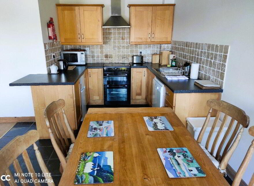 Apt 9, Barleycove Beach Apatrments, Goleen, P81X579