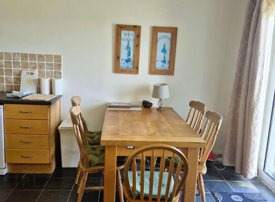 Apt 9, Barleycove Beach Apatrments, Goleen, P81X579