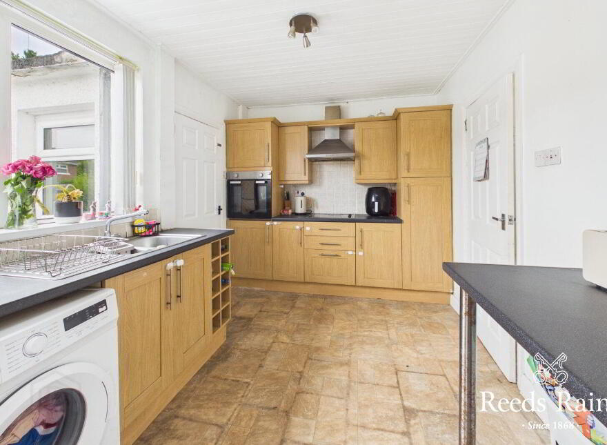 19 Barn Road, Carrickfergus, BT38 7EU