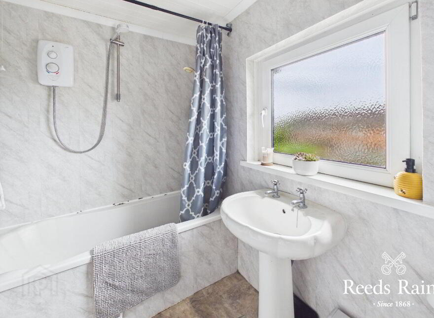19 Barn Road, Carrickfergus, BT38 7EU