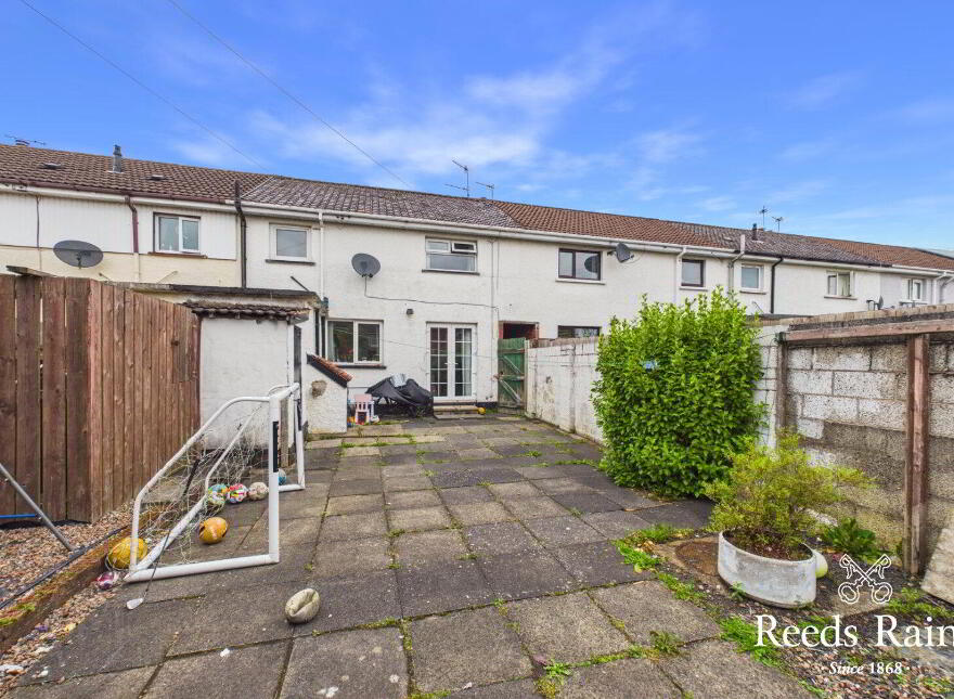 19 Barn Road, Carrickfergus, BT38 7EU