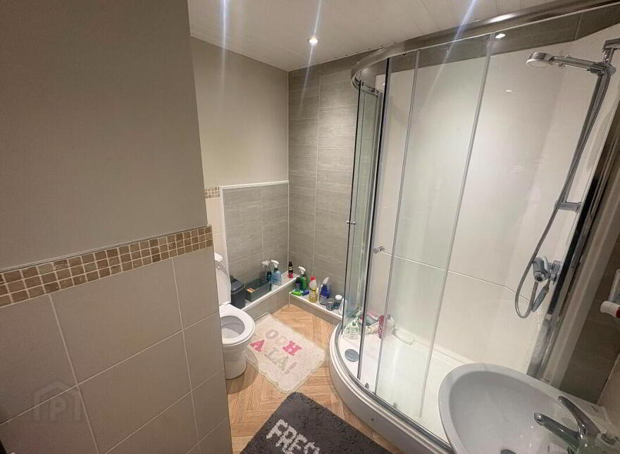 29 The Cloisters, Belfast, BT7 1GD