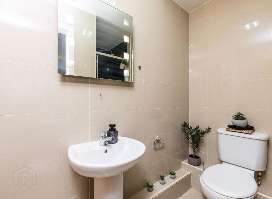 Apartment 174 Temple Gardens, Northwood, Santry, Dublin 9, D09K658