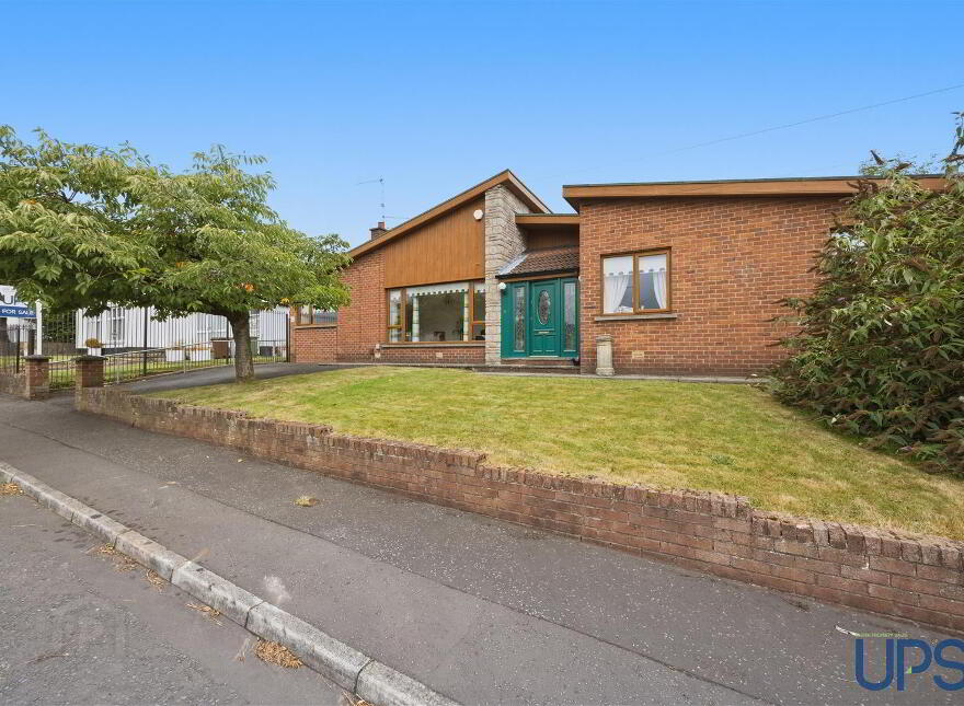 46 Glengoland Gardens, Stewartstown Road, Dunmurry, Belfast, BT17 0JE