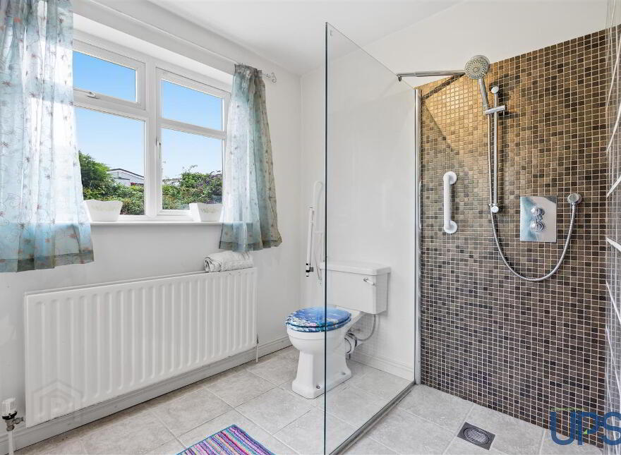 46 Glengoland Gardens, Stewartstown Road, Dunmurry, Belfast, BT17 0JE