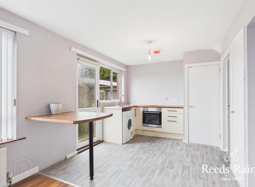 26 Cloverdale Road, Lisburn, BT27 4LW
