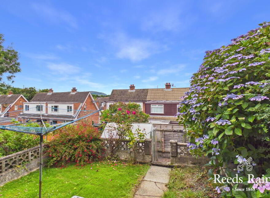 26 Cloverdale Road, Lisburn, BT27 4LW