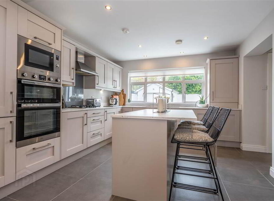 168 Cushendall Road, Ballymena, BT43 6UE