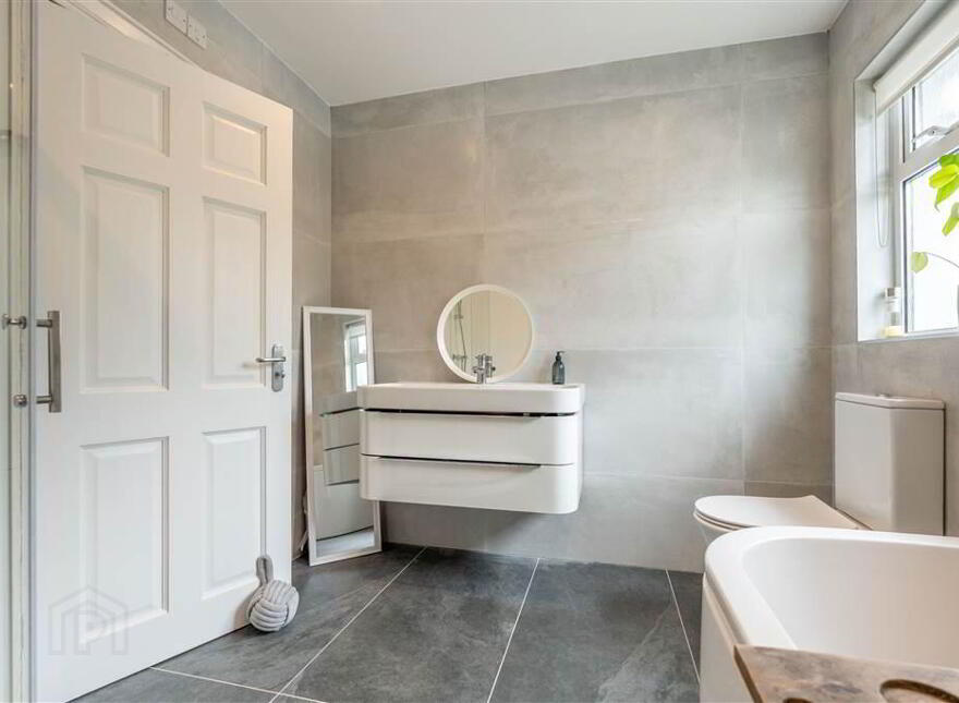 168 Cushendall Road, Ballymena, BT43 6UE