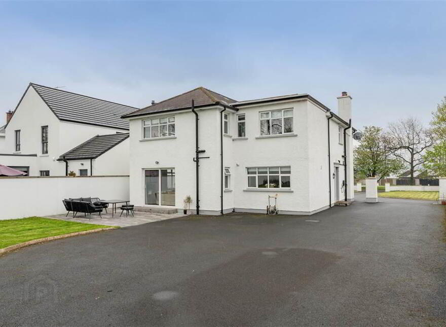 168 Cushendall Road, Ballymena, BT43 6UE