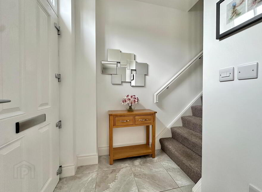 52 Eaton Park, Dunmurry, Belfast, BT17 9FX
