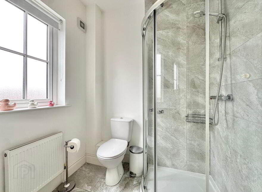 52 Eaton Park, Dunmurry, Belfast, BT17 9FX