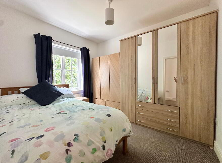 52 Eaton Park, Dunmurry, Belfast, BT17 9FX