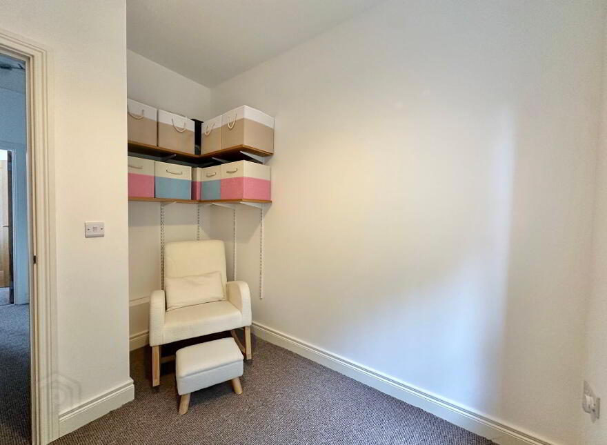 52 Eaton Park, Dunmurry, Belfast, BT17 9FX