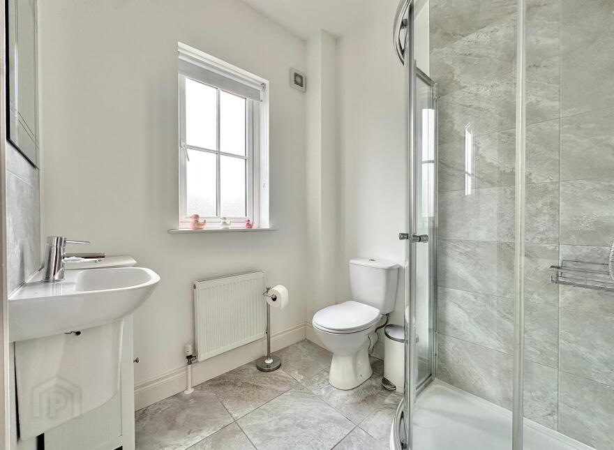 52 Eaton Park, Dunmurry, Belfast, BT17 9FX