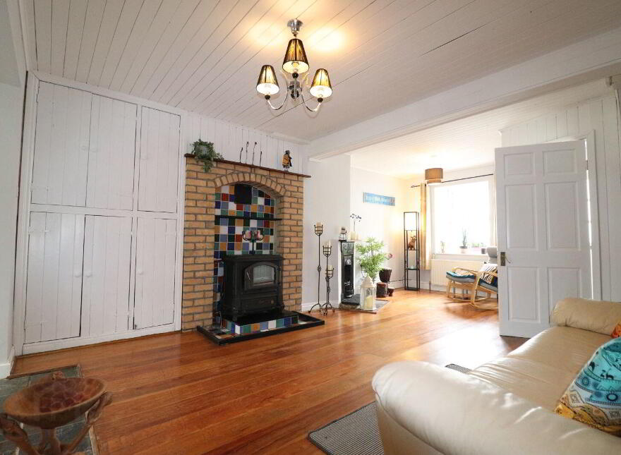 2 Courthouse Lane, Killaloe, V94HV0T