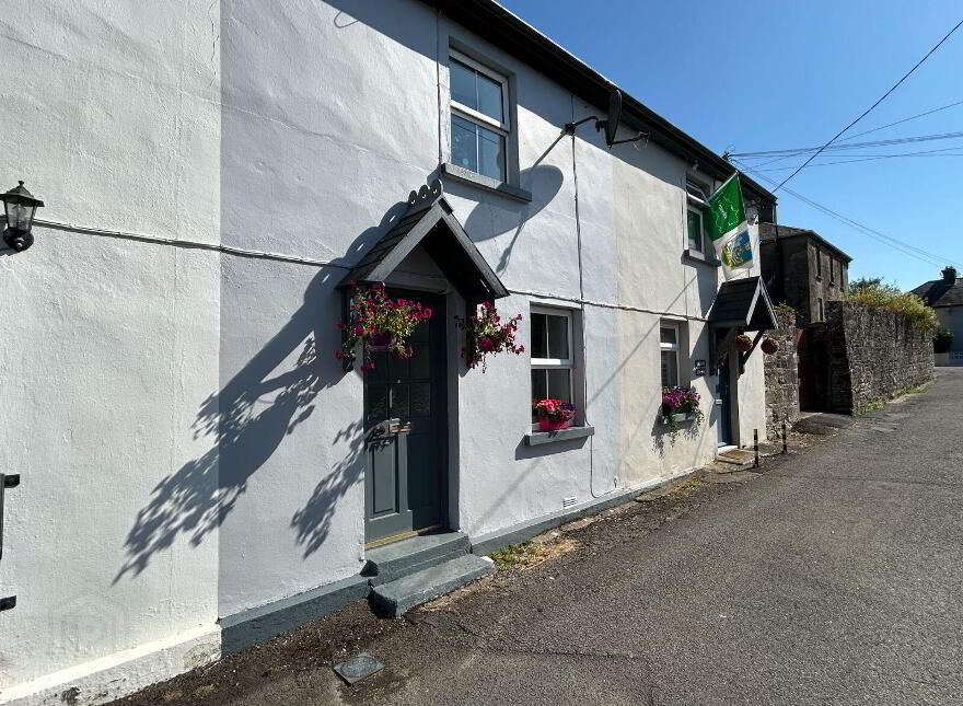 2 Courthouse Lane, Killaloe, V94HV0T