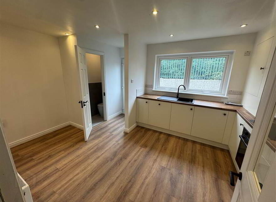38 Prince Andrew Park, Belfast, BT12 5PW