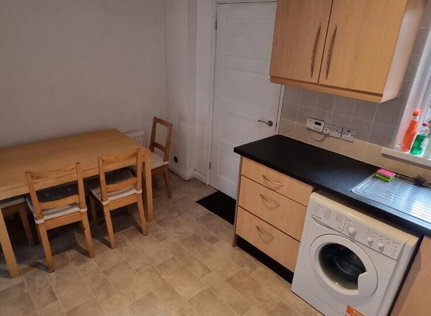 28 Ashley Drive, Belfast, BT9 7BE