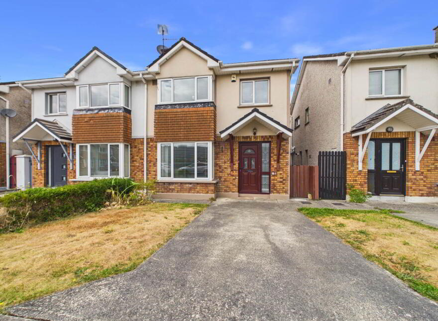 9 Orchard Crescent, Carrick-On-Suir, E32H102
