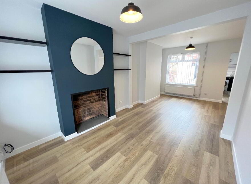 81 Loopland Drive, Belfast, BT6 9DW