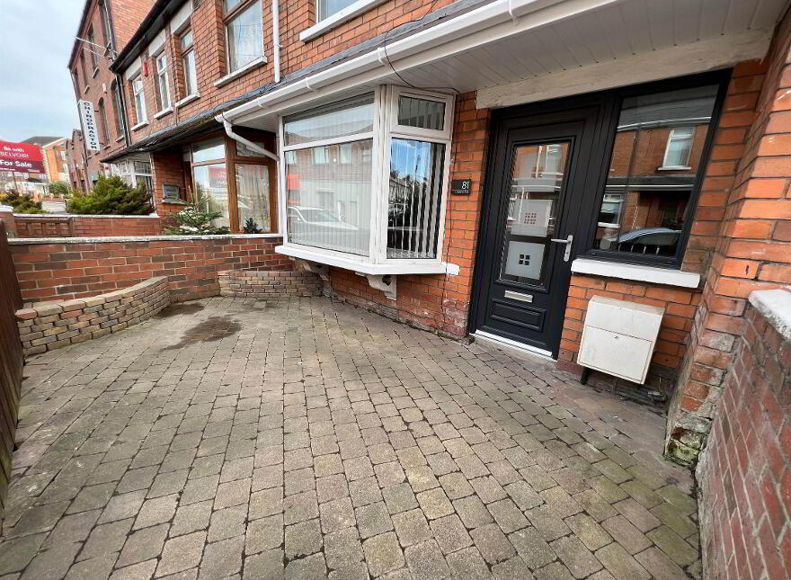81 Loopland Drive, Belfast, BT6 9DW