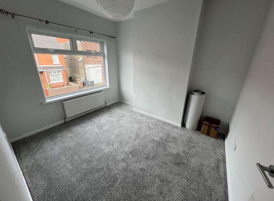 81 Loopland Drive, Belfast, BT6 9DW