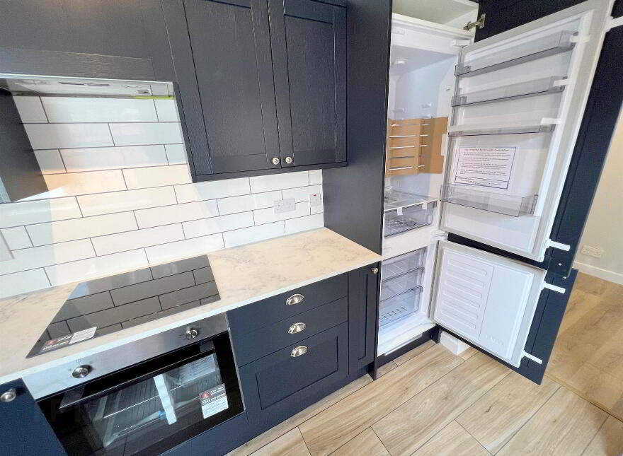 81 Loopland Drive, Belfast, BT6 9DW