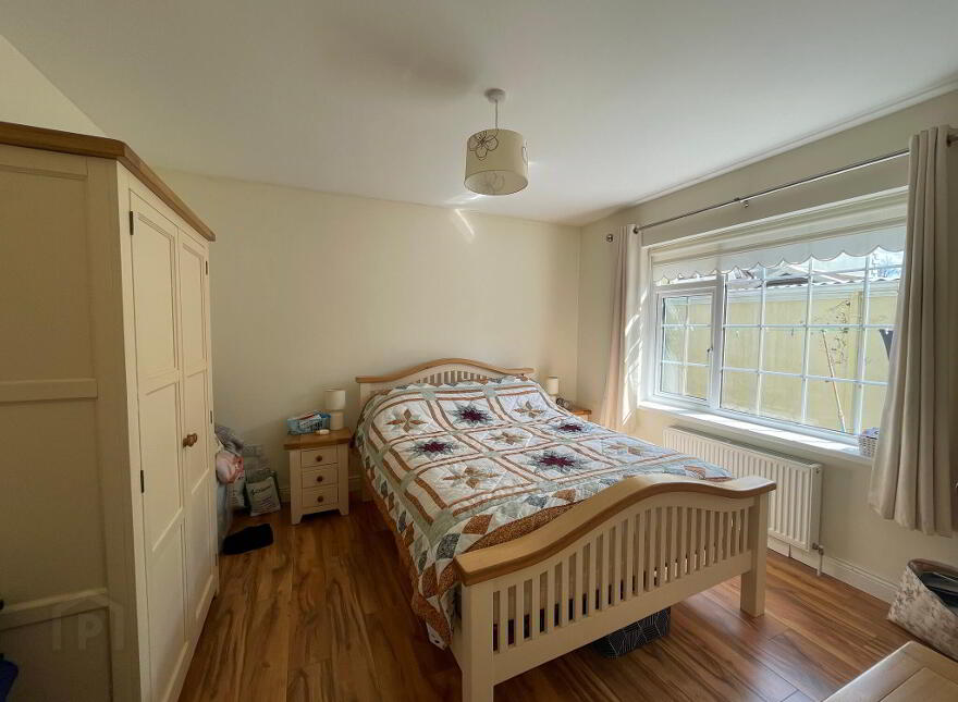10 Lake View, Loughglynn, Castlerea, F45W928