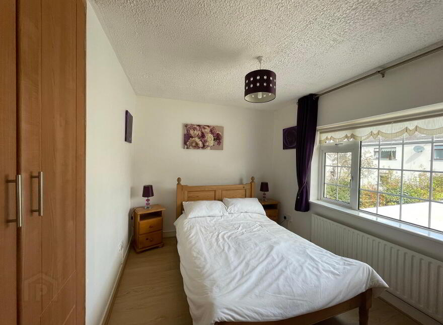 10 Lake View, Loughglynn, Castlerea, F45W928