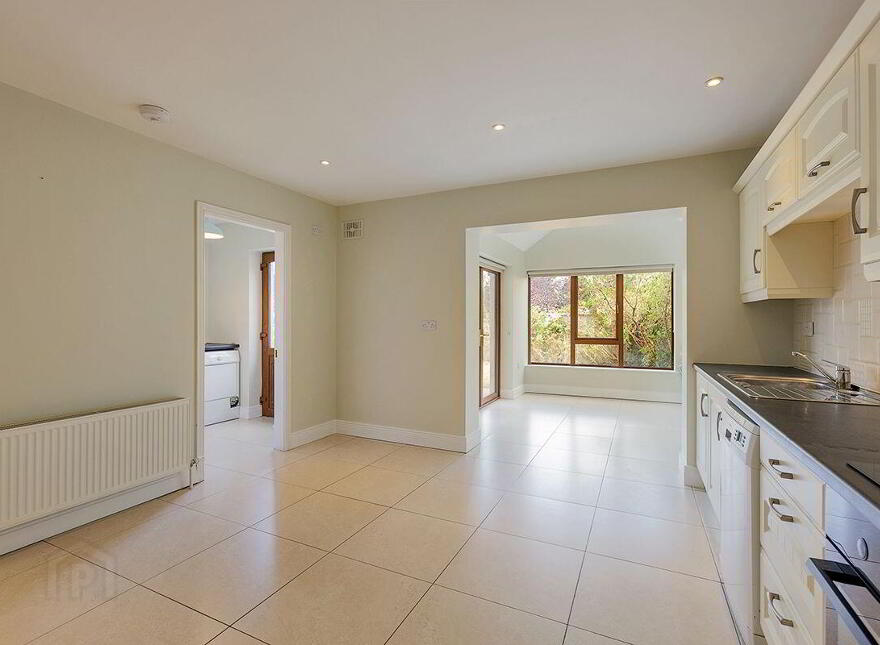 76 Monksfield, Abbeyside, Dungarvan, X35YW68