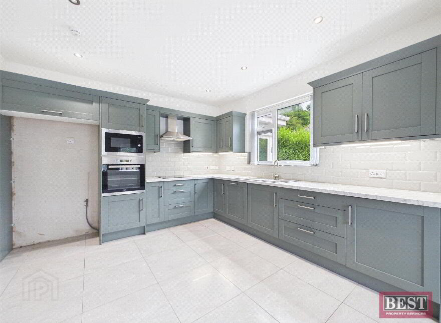 68 Warrenpoint Road, Newry, BT34 2PN